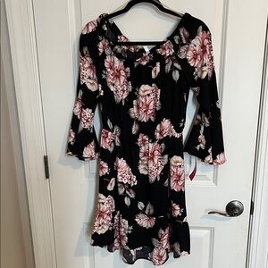 Xhilaration Floral Long Sleeve Dress in Black and Pink